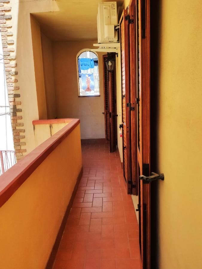B&B Mediterranea Meta Exterior foto
